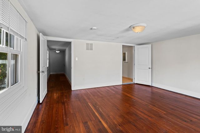 8473 MAIN ST, Ellicott City, MD 21043