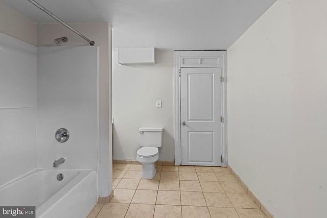 8473 MAIN ST, Ellicott City, MD 21043