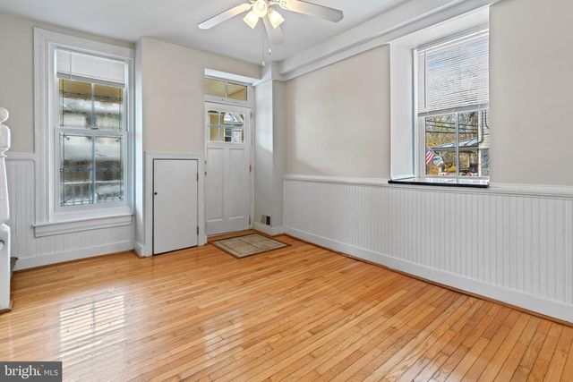 8473 MAIN ST, Ellicott City, MD 21043