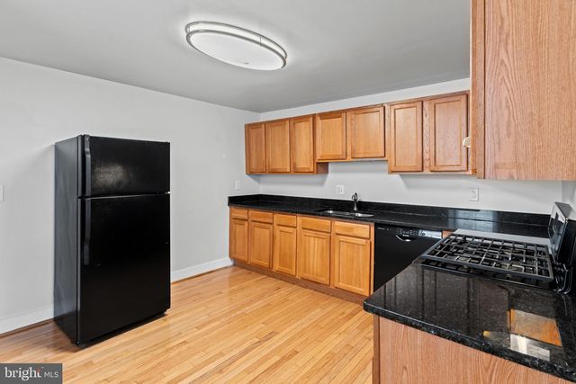 8473 MAIN ST, Ellicott City, MD 21043