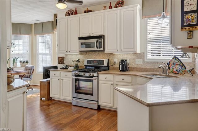 2821 Majestic Oak CT, Virginia Beach, VA 23456