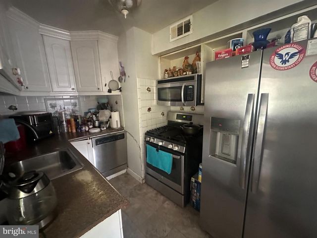 6909 KENFIG DR, Falls Church, VA 22042