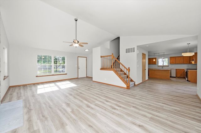 26140 S Plum Tree Lane, Monee, IL 60449