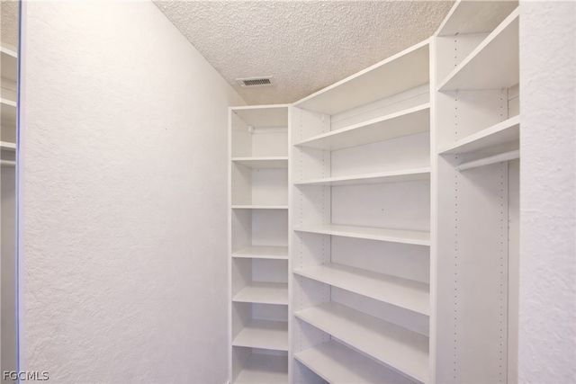 15590 Ocean Walk CIR 313, Fort Myers, FL 33908