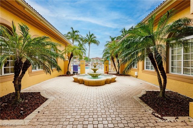 15590 Ocean Walk CIR 313, Fort Myers, FL 33908