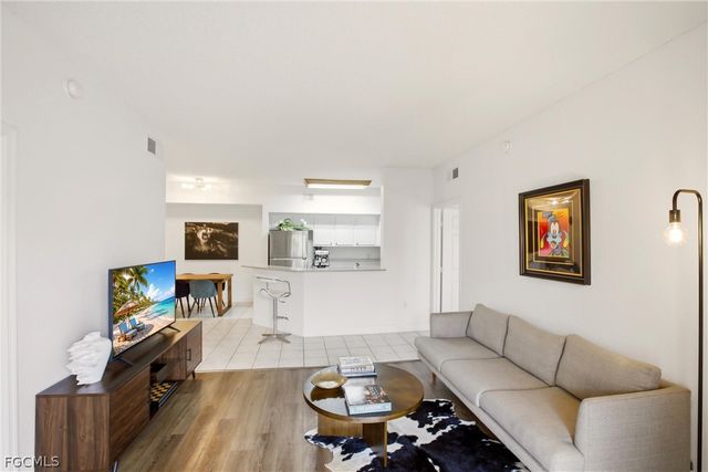 15590 Ocean Walk CIR 313, Fort Myers, FL 33908