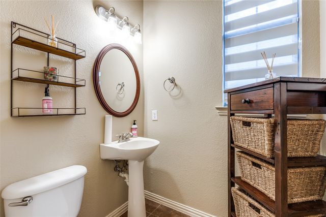 11091 Apple Valley Drive, Frisco, TX 75033