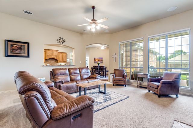 11091 Apple Valley Drive, Frisco, TX 75033