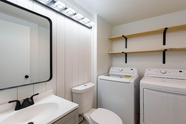 855 Blue Ridge Circle, West Palm Beach, FL 33409