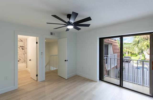 855 Blue Ridge Circle, West Palm Beach, FL 33409