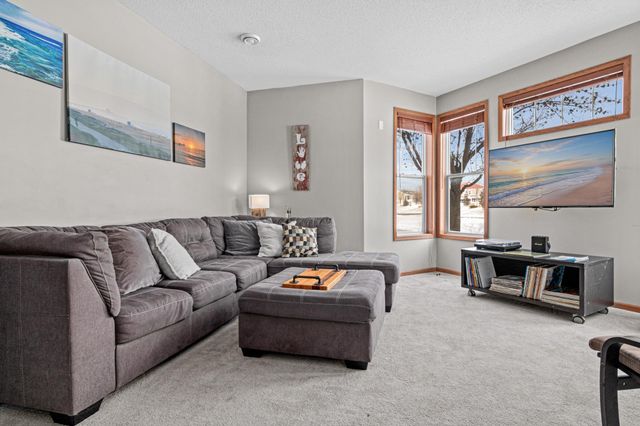 9620 Washington Boulevard 1, Chanhassen, MN 55317
