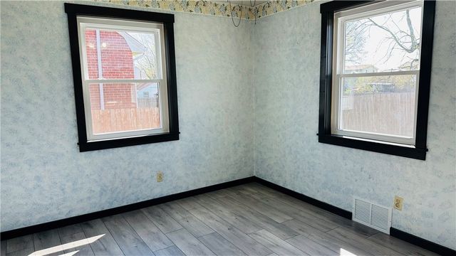 907 Jefferson Avenue, Harrison Twp, PA 15065