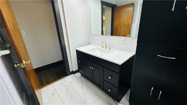 907 Jefferson Avenue, Harrison Twp, PA 15065