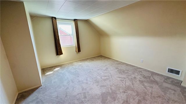 907 Jefferson Avenue, Harrison Twp, PA 15065