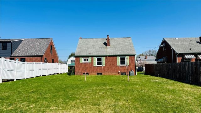 907 Jefferson Avenue, Harrison Twp, PA 15065