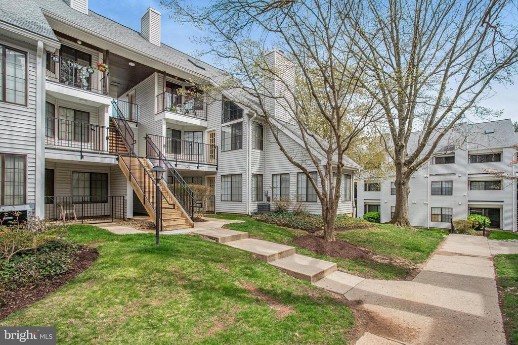 1609 CARRIAGE HOUSE TER #1609-C, Silver Spring, MD 20904