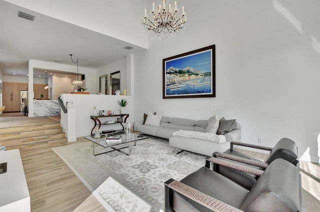 7477 Campo Florido, Boca Raton, FL 33433
