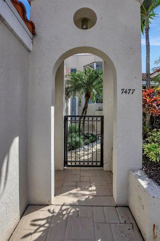 7477 Campo Florido, Boca Raton, FL 33433