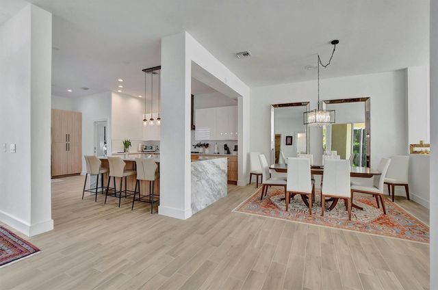 7477 Campo Florido, Boca Raton, FL 33433