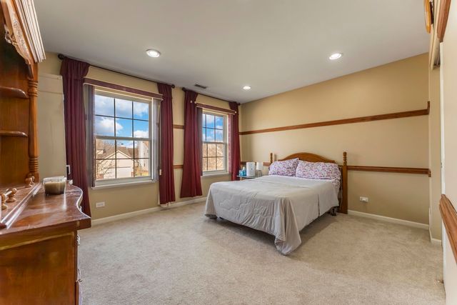 6085 Irene Drive, Hoffman Estates, IL 60192