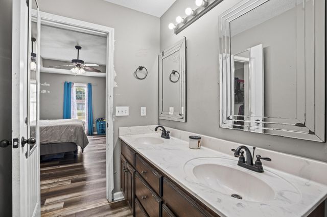 890 Akersville Rd, Lafayette, TN 37083