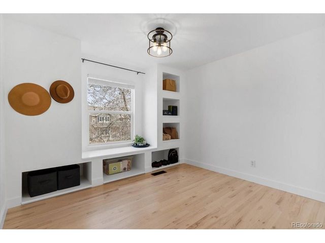 9421 Crestmore Way, Highlands Ranch, CO 80126