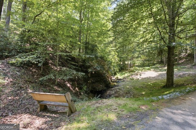 302 Bumpy Trail, Dawsonville, GA 30534