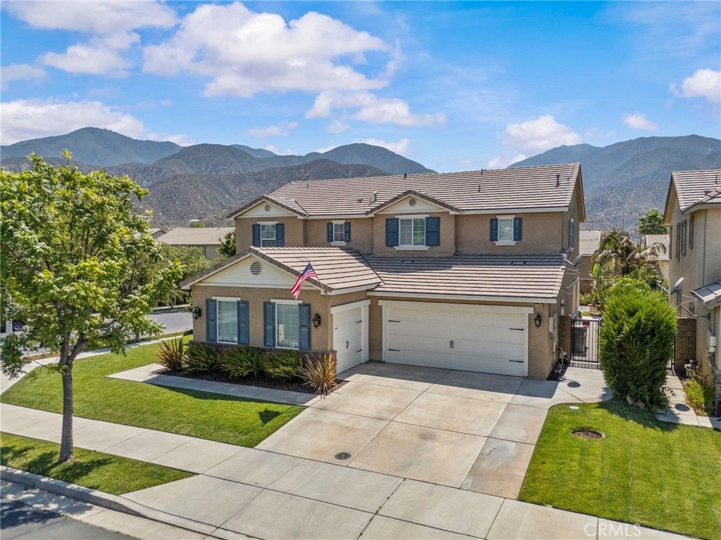 Image 1 of property listing at 25659 Foxglove Lane, Corona, CA 92883