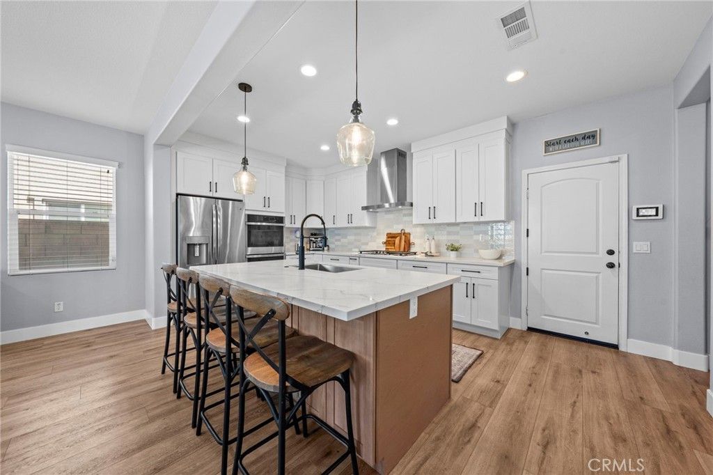 Image 13 of property listing at 25659 Foxglove Lane, Corona, CA 92883