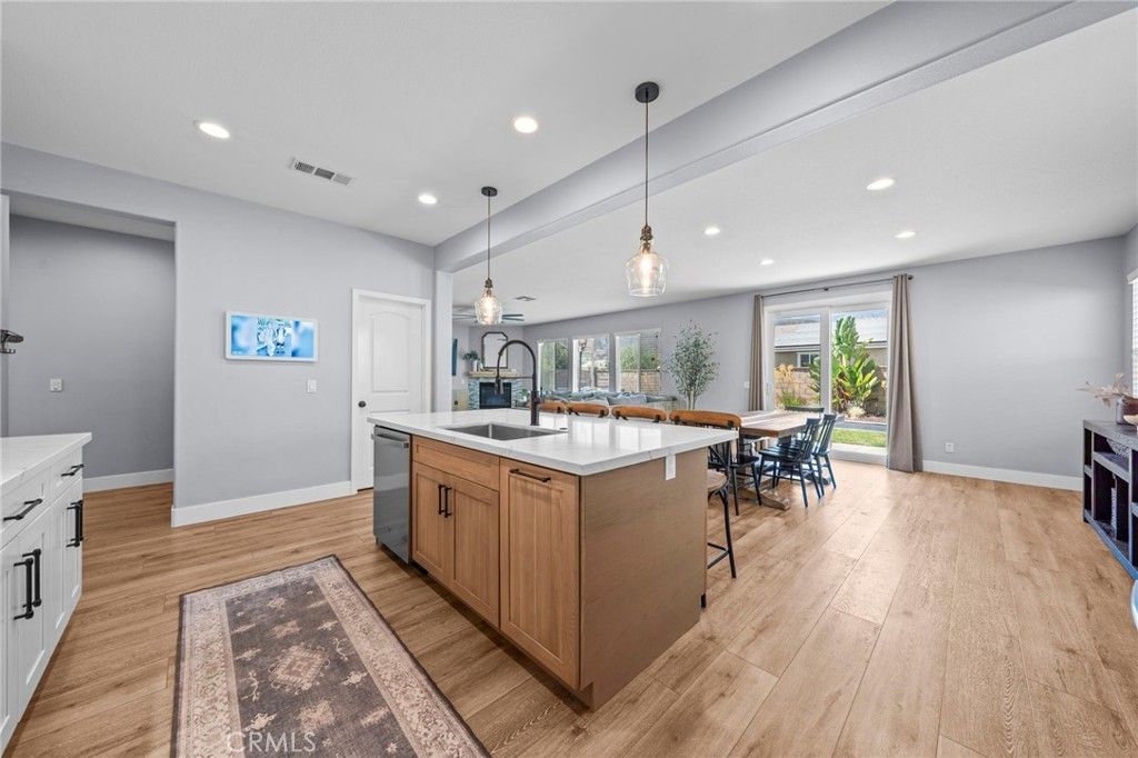 Image 18 of property listing at 25659 Foxglove Lane, Corona, CA 92883