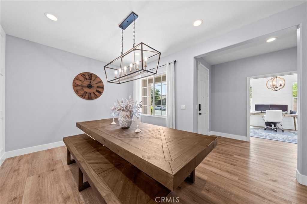 Image 25 of property listing at 25659 Foxglove Lane, Corona, CA 92883