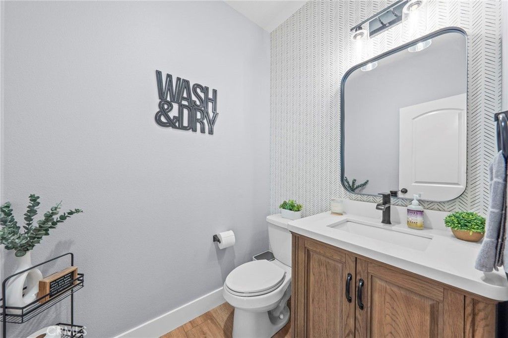 Image 29 of property listing at 25659 Foxglove Lane, Corona, CA 92883