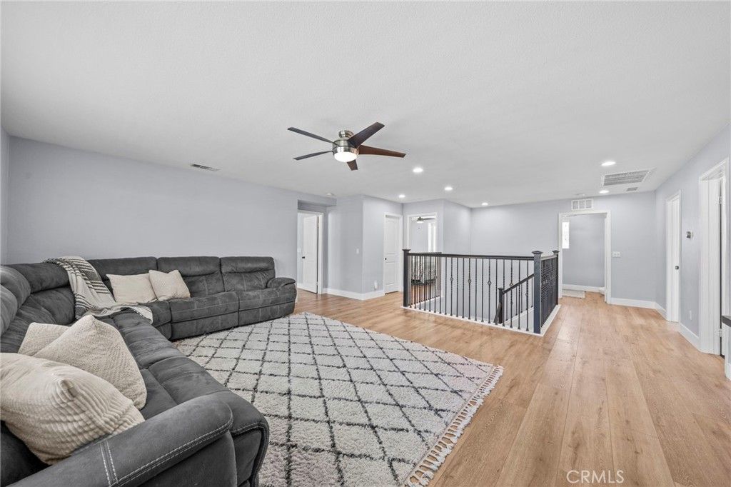 Image 34 of property listing at 25659 Foxglove Lane, Corona, CA 92883