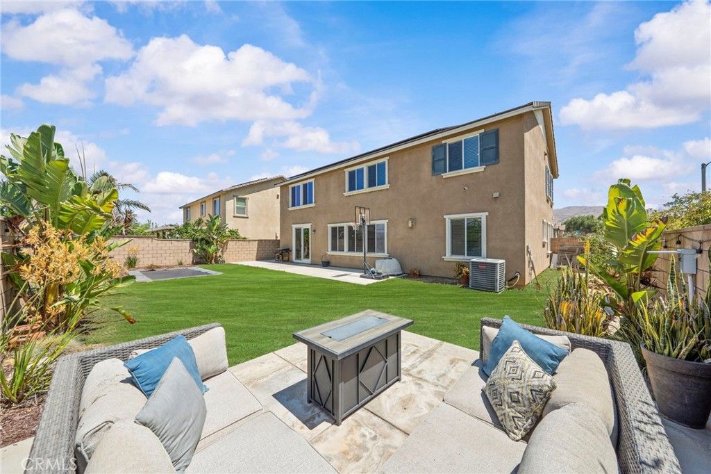 Image 53 of property listing at 25659 Foxglove Lane, Corona, CA 92883