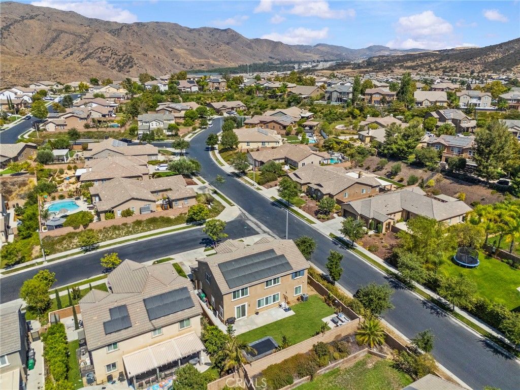 Image 56 of property listing at 25659 Foxglove Lane, Corona, CA 92883