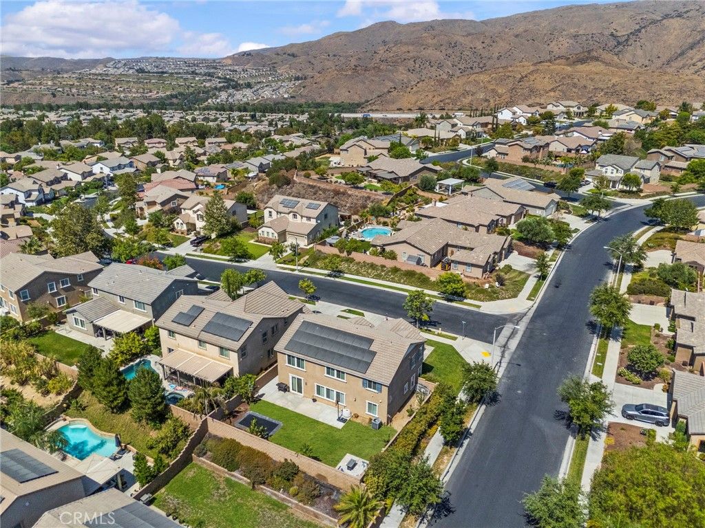 Image 57 of property listing at 25659 Foxglove Lane, Corona, CA 92883