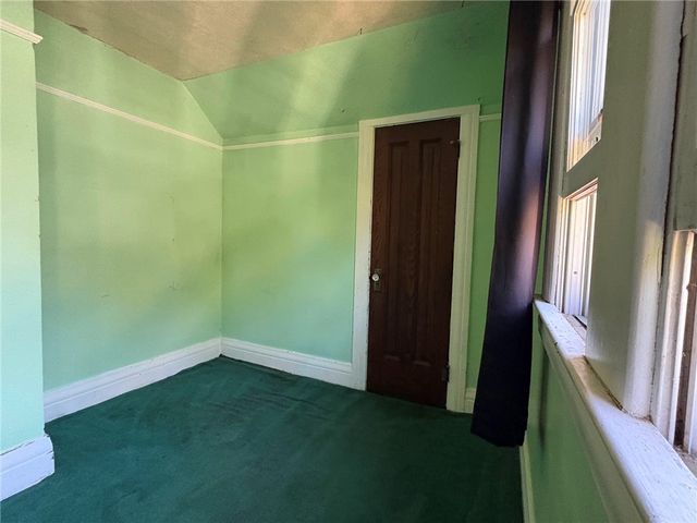 571 Flower City Park, Rochester, NY 14615