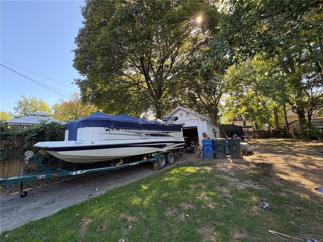 571 Flower City Park, Rochester, NY 14615