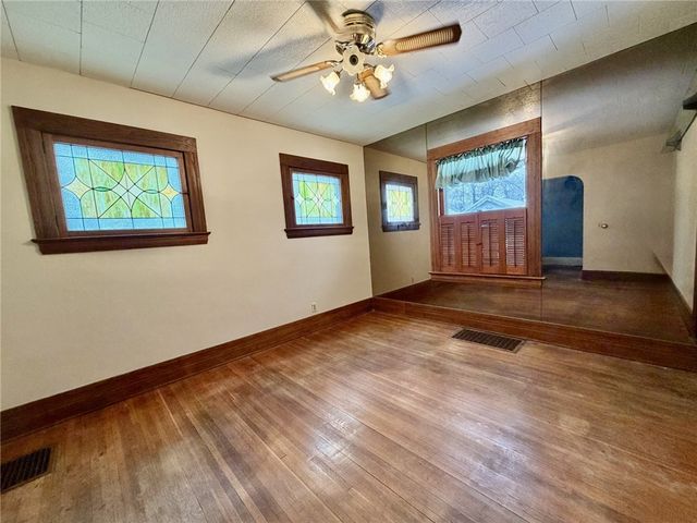 571 Flower City Park, Rochester, NY 14615