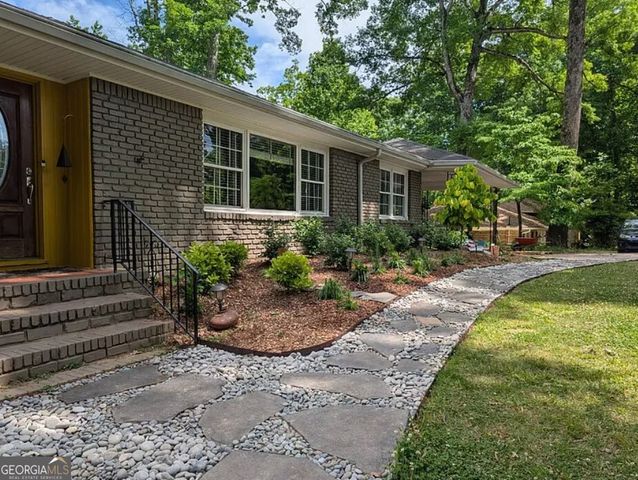 2511 Clairmont Road NE, Atlanta, GA 30329