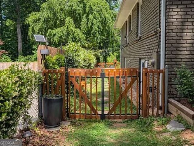 2511 Clairmont Road NE, Atlanta, GA 30329