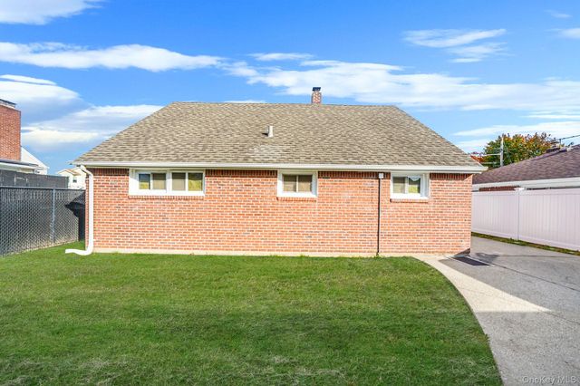 17 Denton Place, Roosevelt, NY 11575