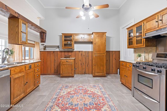 401 Parkview Drive, New Iberia, LA 70563