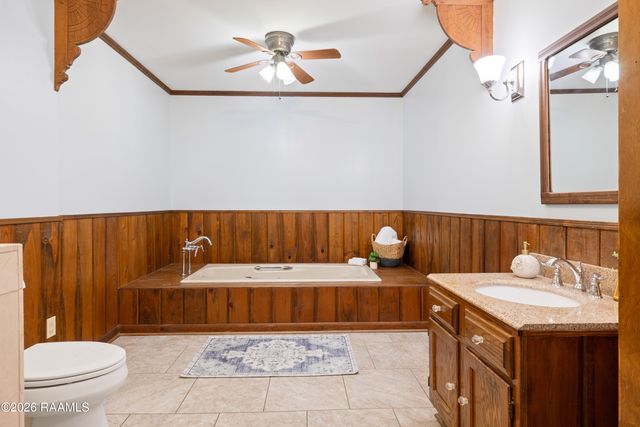 401 Parkview Drive, New Iberia, LA 70563