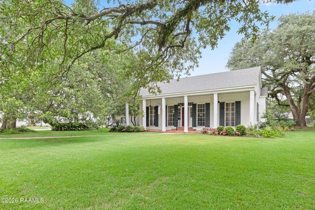 401 Parkview Drive, New Iberia, LA 70563