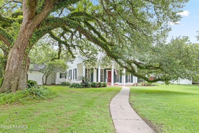401 Parkview Drive, New Iberia, LA 70563