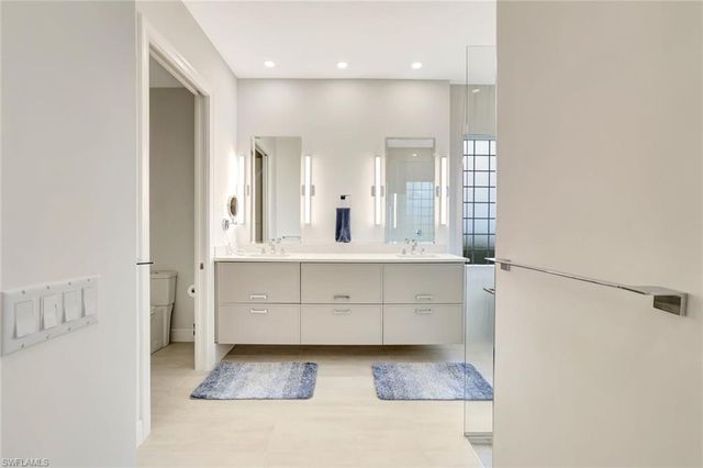 1438 Borghese LN # 101, Naples, FL 34114