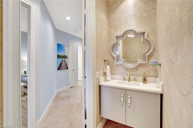 1438 Borghese LN # 101, Naples, FL 34114