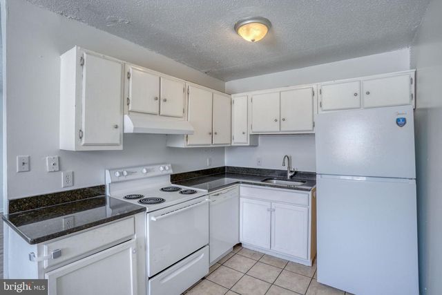 74 PAR HAVEN DR, Dover, DE 19904