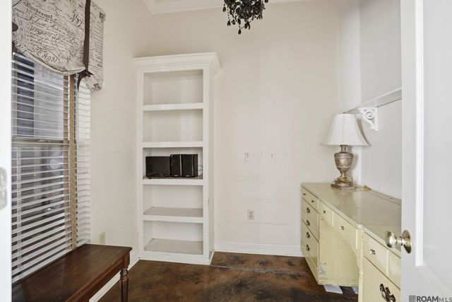 10133 Old World Dr, Baton Rouge, LA 70817